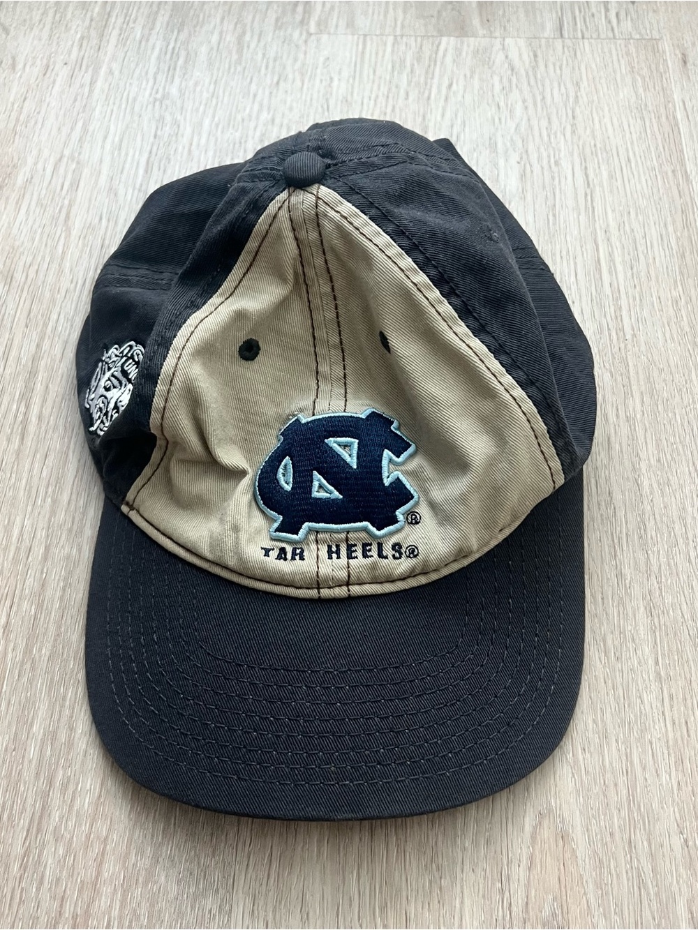 Vintage 90s North Carolina Tar Heels Strapback Hat UNC Logo Adjustable Tan Gray